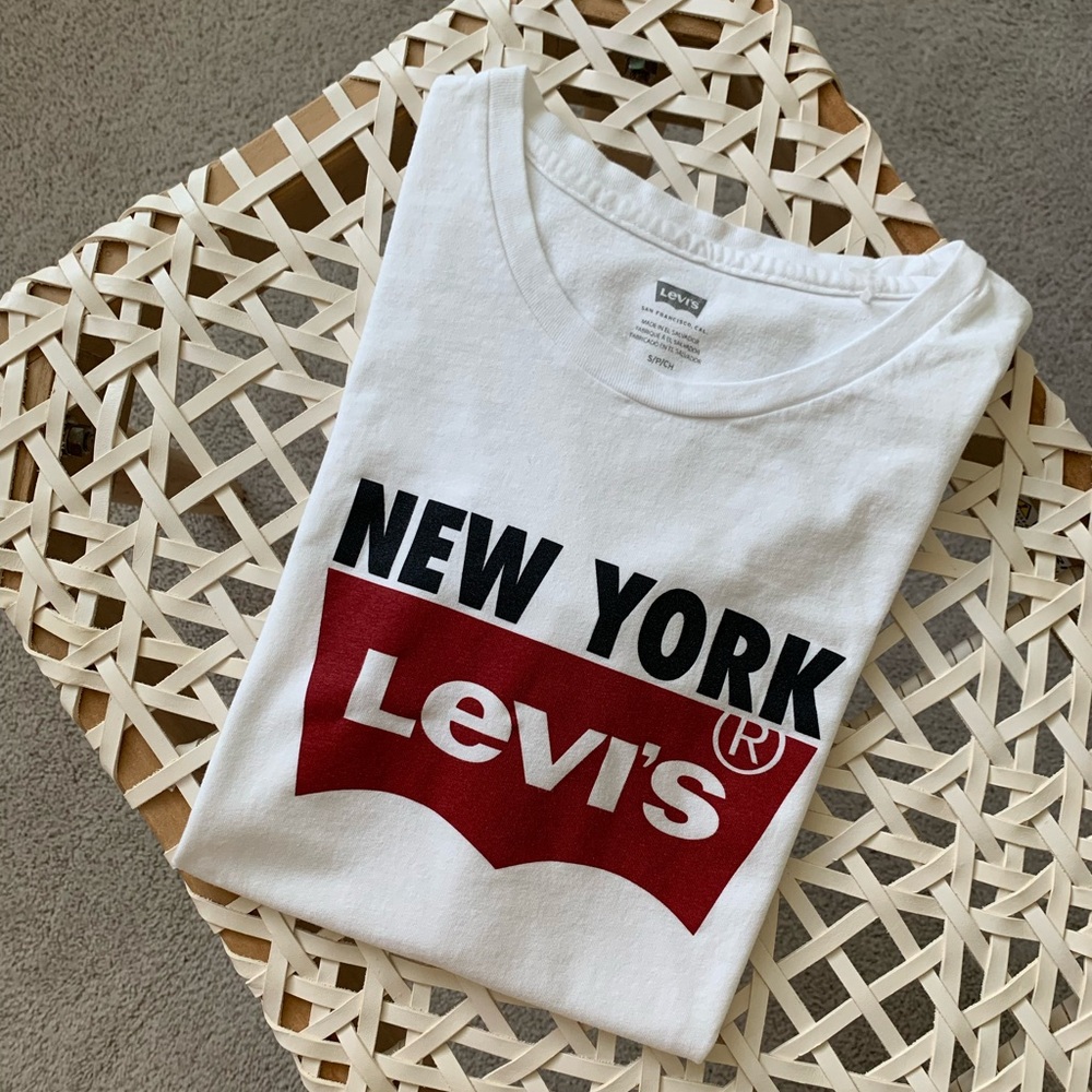 Levi's White Tee with Red and Black New York Design